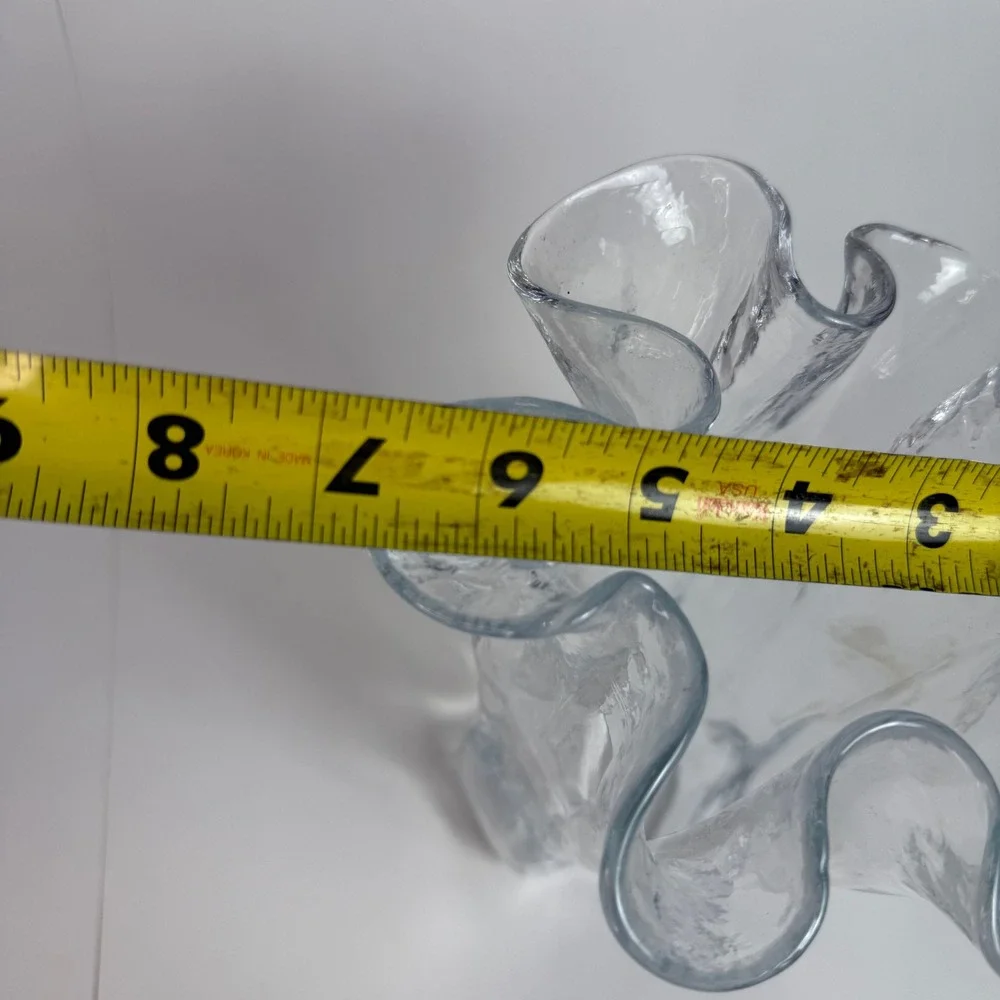 Vintage Muurla Finland Eva Ruffled Handkerchief Vase 8in Clear Blown Glass